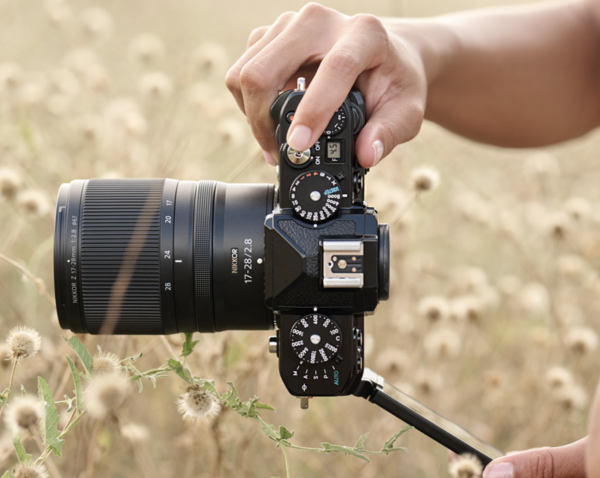 Nikon Zf 24.5MP Mirrorless Camera - Image 2